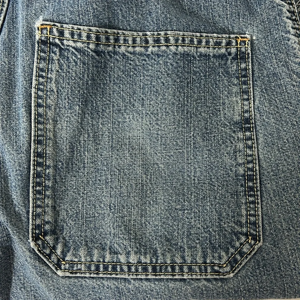 Levi's Blue Relaxed Fit Jeans Men’s Size 34 Cargo Shorts Blue Denim Shorts
